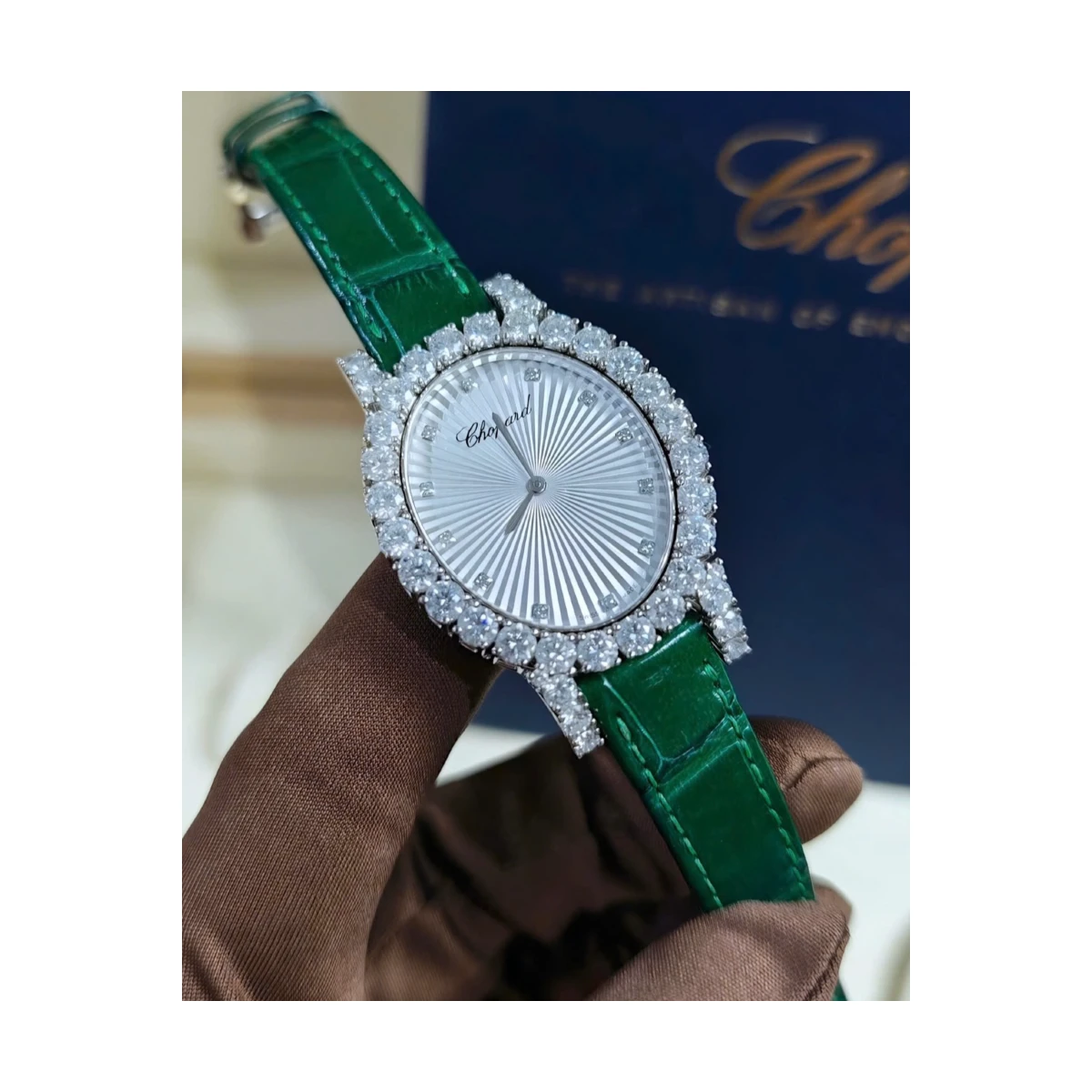 Chopard L’HEURE DU DIAMANT OVAL 34mm - đồng hồ